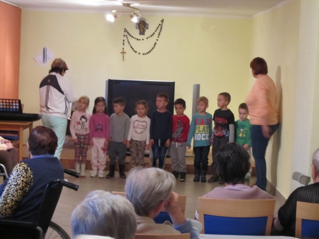 Vystúpenie detí z MŠ Krivec