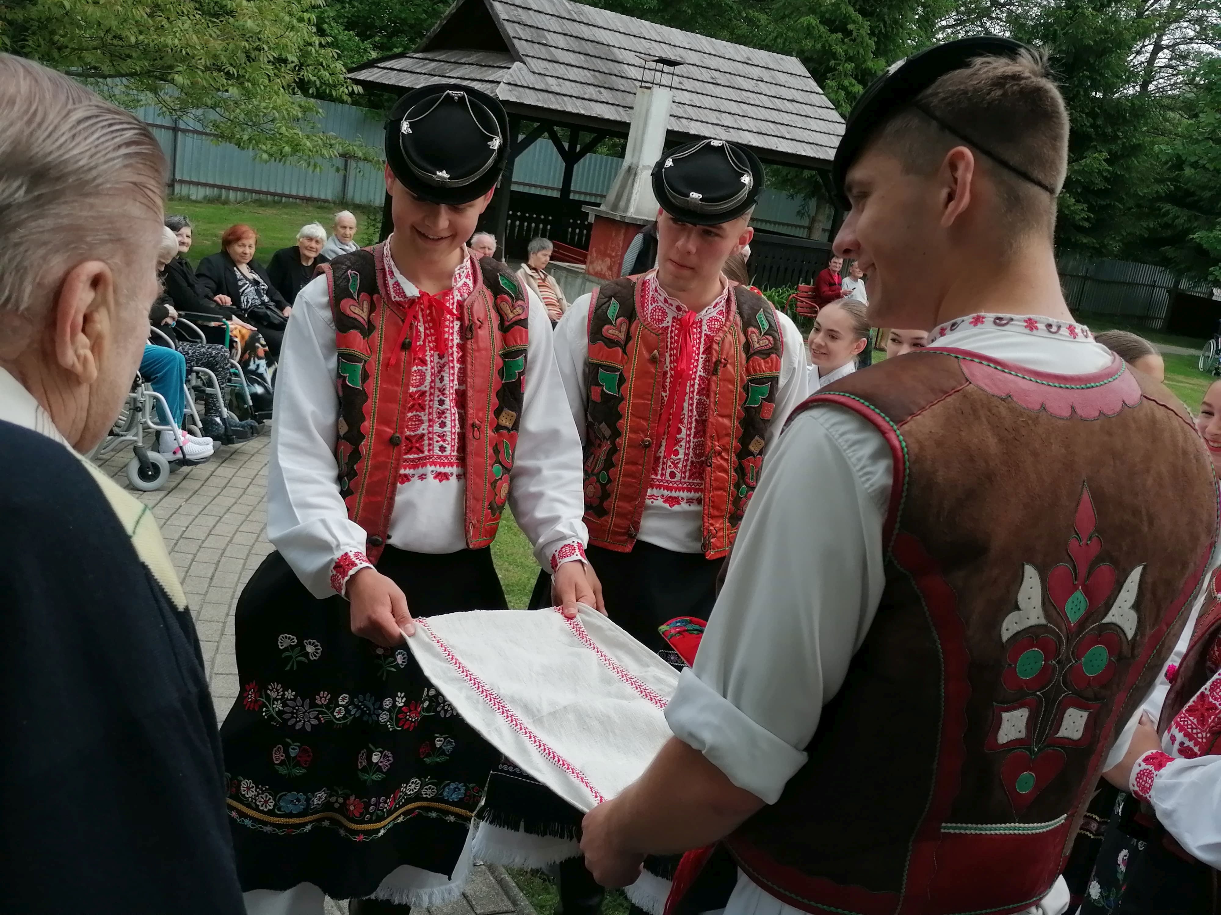 Máj 2022