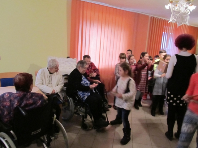 Vianočný program detí z ŠKD Krivec